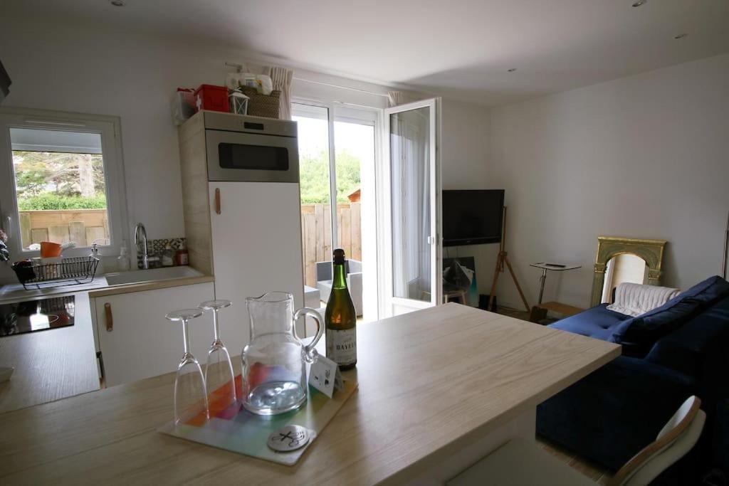 Appartement Avec Terrasse Privee, Plage A Pied Saint-Aubin-Sur-Mer  Exterior foto